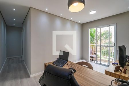 Sala de apartamento à venda com 2 quartos, 58m² em Jardim Tupanci, Barueri