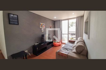 Sala de apartamento para alugar com 2 quartos, 56m² em Quitaúna, Osasco