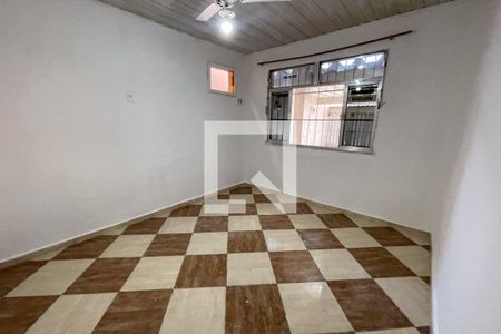 Quarto de casa para alugar com 3 quartos, 150m² em Centro, Duque de Caxias