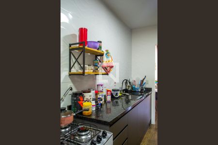 Casa de condomínio à venda com 128m², 3 quartos e 2 vagas Casa de condomínio à venda com 128m², 3 quartos e 2 vagascozinha