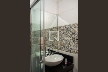 Casa de condomínio à venda com 128m², 3 quartos e 2 vagas Casa de condomínio à venda com 128m², 3 quartos e 2 vagasbanheiro 2