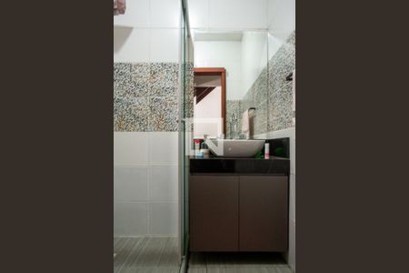 Casa de condomínio à venda com 128m², 3 quartos e 2 vagas Casa de condomínio à venda com 128m², 3 quartos e 2 vagasbanheiro 2