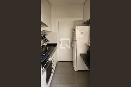 Cozinha de apartamento à venda com 2 quartos, 65m² em Santo Antônio, Belo Horizonte