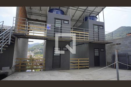 Fachada de kitnet/studio para alugar com 1 quarto, 19m² em Saco Grande, Florianópolis