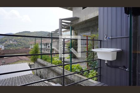 Varanda e Área de serviço de kitnet/studio para alugar com 1 quarto, 19m² em Saco Grande, Florianópolis