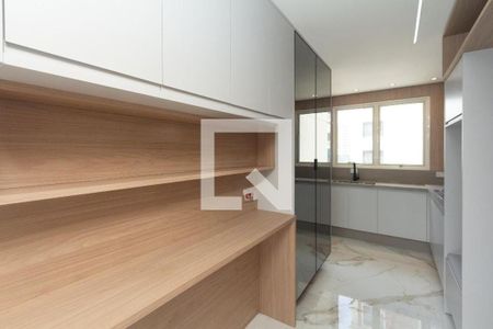 Apartamento à venda com 3 quartos, 151m² em Itaim Bibi, São Paulo