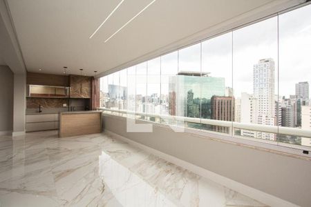 Apartamento à venda com 3 quartos, 151m² em Itaim Bibi, São Paulo