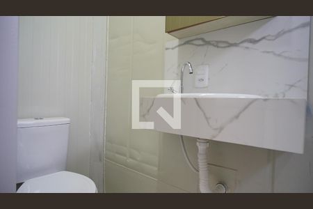 Banheiro de casa para alugar com 1 quarto, 19m² em Saco Grande, Florianópolis