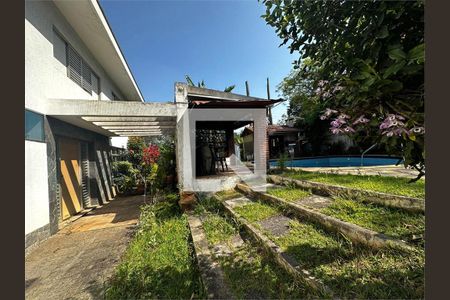 Casa à venda com 3 quartos, 216m² em Tucuruvi, São Paulo