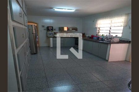 Casa à venda com 2 quartos, 210m² em Vila Metalúrgica, Santo André