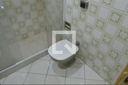 Banheiro da Suíte 1 de casa de condomínio à venda com 3 quartos, 211m² em Taquara, Rio de Janeiro