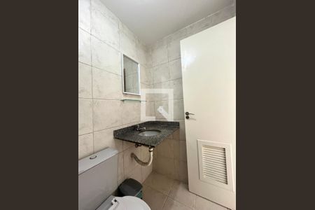 Banheiro  de apartamento para alugar com 1 quarto, 30m² em Vila Guarani (z Sul), São Paulo