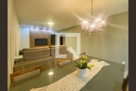 Sala 2 de casa à venda com 3 quartos, 360m² em Tupi, Belo Horizonte