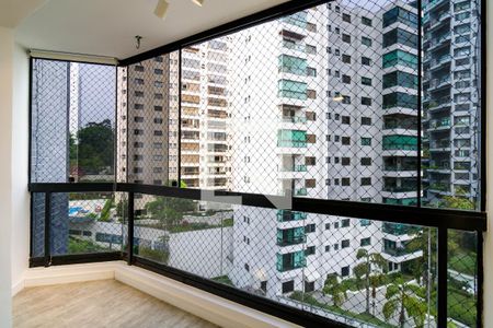 Varanda de apartamento à venda com 3 quartos, 80m² em Vila Suzana, São Paulo