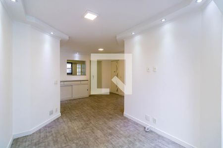 Sala de apartamento à venda com 3 quartos, 80m² em Vila Suzana, São Paulo