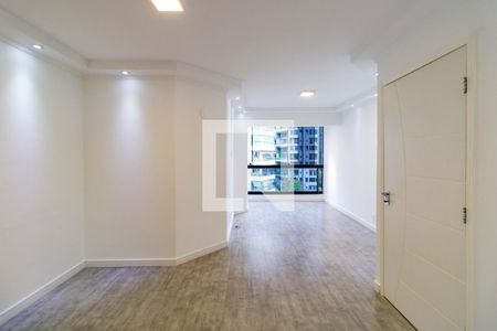 Sala de apartamento à venda com 3 quartos, 80m² em Vila Suzana, São Paulo