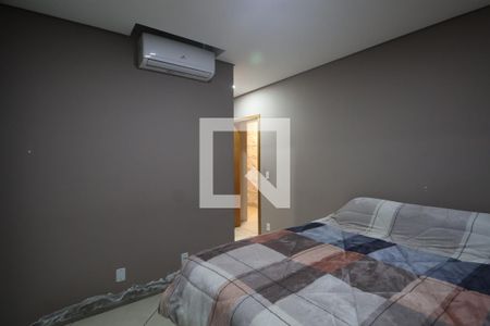 Suíte de casa à venda com 2 quartos, 200m² em Brigadeira, Canoas