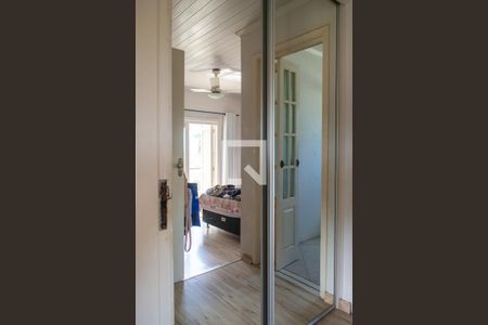 Closet de casa à venda com 4 quartos, 290m² em Ipanema, Porto Alegre