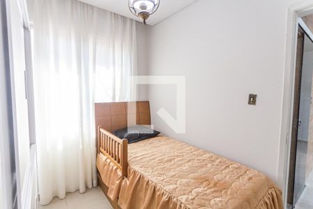 Quarto 2 de apartamento para alugar com 2 quartos, 50m² em Horto Florestal, Belo Horizonte