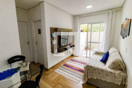 Sala de apartamento à venda com 2 quartos, 49m² em Jardim Henriqueta, Taboão da Serra