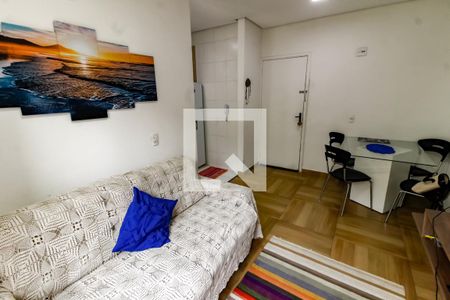 Sala de apartamento à venda com 2 quartos, 49m² em Jardim Henriqueta, Taboão da Serra