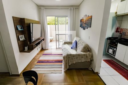 Sala de apartamento à venda com 2 quartos, 49m² em Jardim Henriqueta, Taboão da Serra