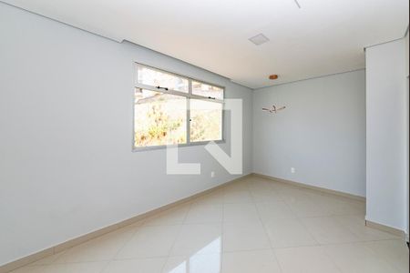 Sala de apartamento para alugar com 2 quartos, 72m² em Estoril, Belo Horizonte