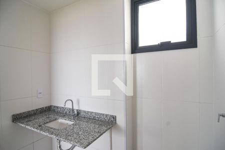 banheiro de kitnet/studio para alugar com 1 quarto, 49m² em Ingá, Niterói