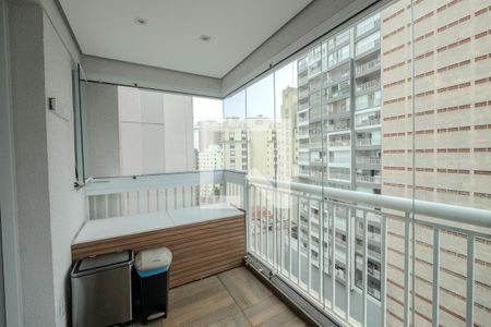 Sacada de apartamento à venda com 2 quartos, 64m² em Centro, São Paulo