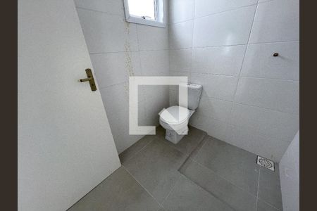 banheiro quarto 1 de casa para alugar com 2 quartos, 101m² em Scharlau, São Leopoldo