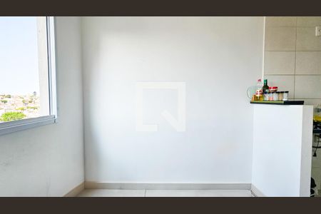 Sala de apartamento para alugar com 1 quarto, 26m² em Jardim Itacolomi, São Paulo