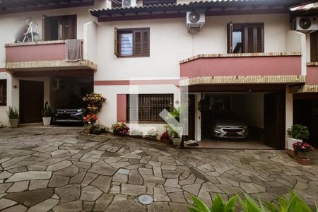 Vista de casa de condomínio para alugar com 3 quartos, 129m² em Espírito Santo, Porto Alegre