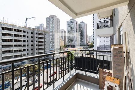 Varanda  de apartamento para alugar com 1 quarto, 33m² em Vila Nair, São Paulo