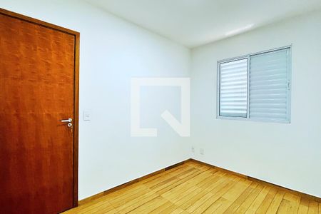 Quarto 1 de apartamento à venda com 2 quartos, 50m² em Taboão, Guarulhos