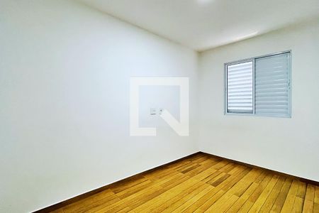 Quarto 2 de apartamento à venda com 2 quartos, 50m² em Taboão, Guarulhos