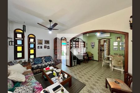 Sala de TV de casa de condomínio à venda com 3 quartos, 250m² em Taquara, Rio de Janeiro