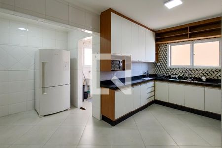 Apartamento para alugar com 140m², 3 quartos e 1 vaga Apartamento para alugar com 140m², 3 quartos e 1 vagaCozinha