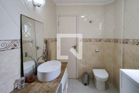 Apartamento para alugar com 140m², 3 quartos e 1 vaga Apartamento para alugar com 140m², 3 quartos e 1 vagaBanheiro da Suíte 2