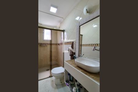 Apartamento para alugar com 140m², 3 quartos e 1 vaga Apartamento para alugar com 140m², 3 quartos e 1 vagaBanheiro da Suíte 1