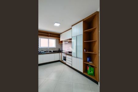 Apartamento para alugar com 140m², 3 quartos e 1 vaga Apartamento para alugar com 140m², 3 quartos e 1 vagaCozinha