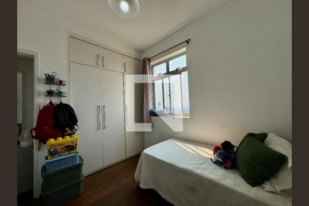 Quarto 1 de apartamento à venda com 4 quartos, 100m² em Santo Antônio, Belo Horizonte