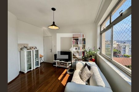 Sala de apartamento à venda com 4 quartos, 100m² em Santo Antônio, Belo Horizonte