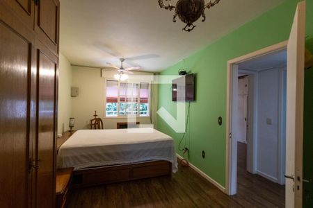 Casa de condomínio à venda com 161m², 3 quartos e 2 vagas Casa de condomínio à venda com 161m², 3 quartos e 2 vagasSuíte