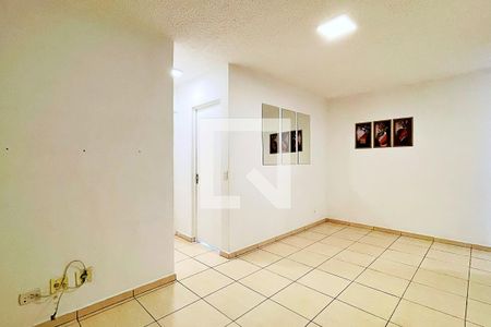 Sala de apartamento para alugar com 2 quartos, 47m² em Jardim Presidente Dutra, Guarulhos