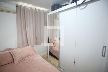 Quarto 1 de apartamento para alugar com 2 quartos, 52m² em Curicica, Rio de Janeiro