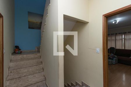 Escada de casa à venda com 3 quartos, 258m² em Vila Isolina Mazzei, São Paulo