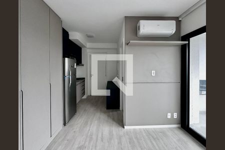 Quarto de kitnet/studio à venda com 0 quarto, 23m² em Santo Amaro, São Paulo