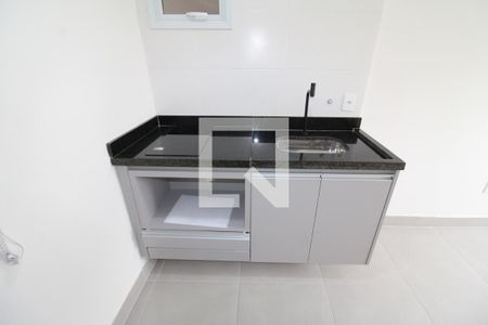 Sala / Cozinha de apartamento para alugar com 1 quarto, 24m² em Santana, São Paulo