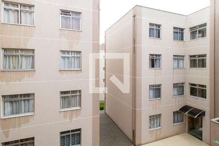 Vista Quarto de apartamento para alugar com 2 quartos, 45m² em Capão Raso, Curitiba