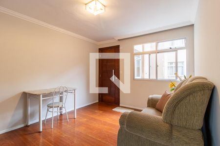 Sala de apartamento para alugar com 2 quartos, 45m² em Capão Raso, Curitiba